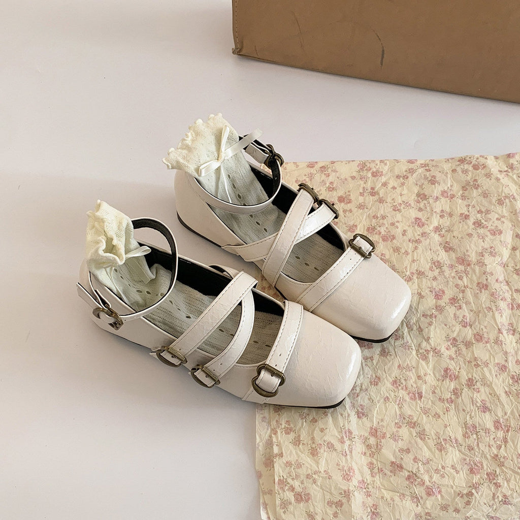 Women's Ballet Flats with Decorative Strap Design