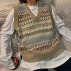 Women's Sleeveless V-Neck Patterned Knit Vest
