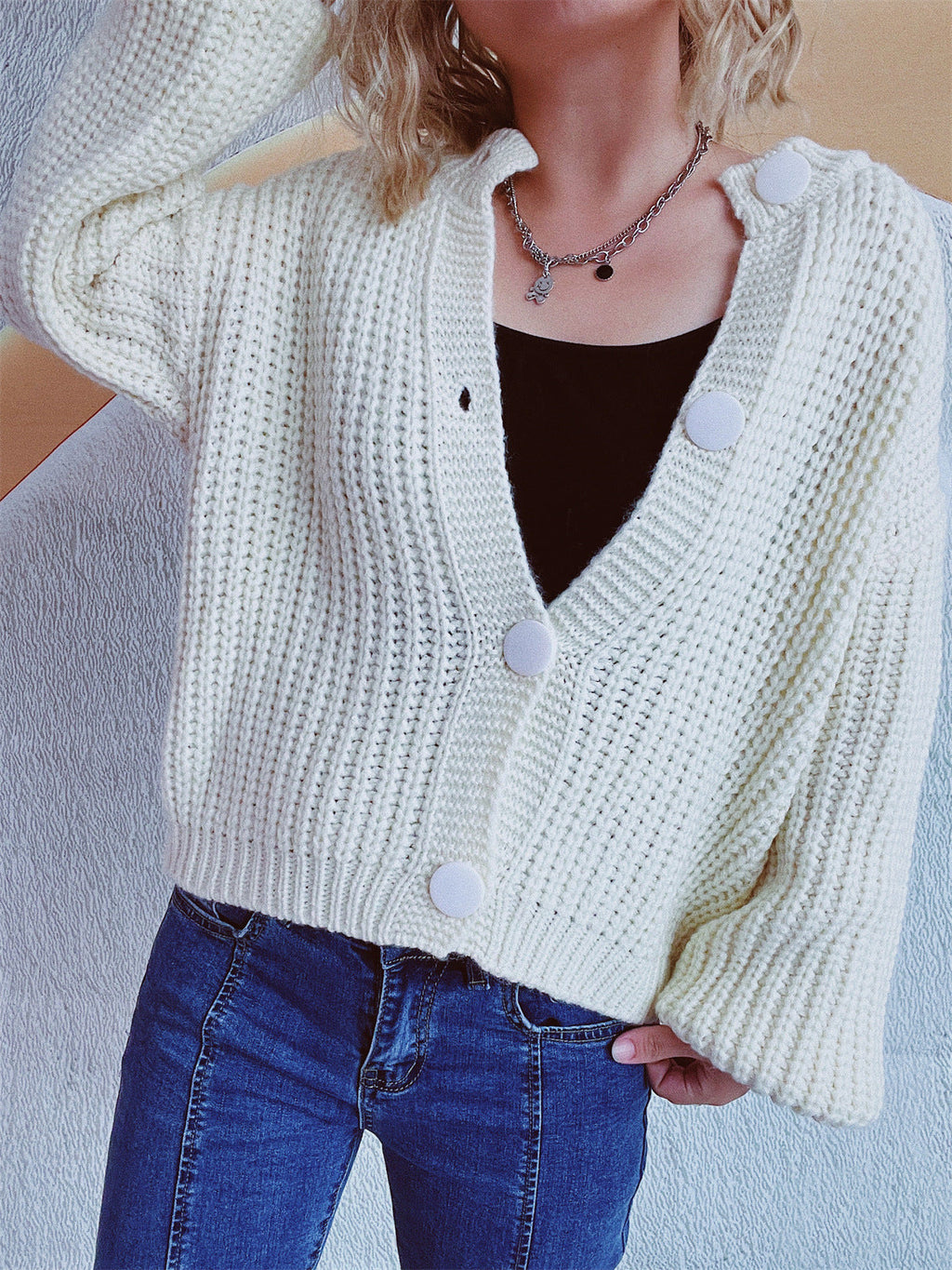 Women's Chunky Knit Cardigan with Balloon Sleeves and Decorative Buttons