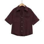 Women's Short Sleeve Shirt with Patch Pockets and Modern Cut