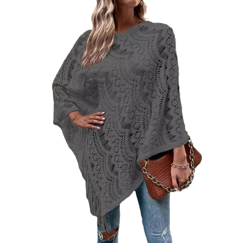 Elegant Poncho with Decorative Crochet Pattern