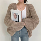 Women's Chunky Knit Cardigan with Relaxed Fit and Voluminous Sleeves