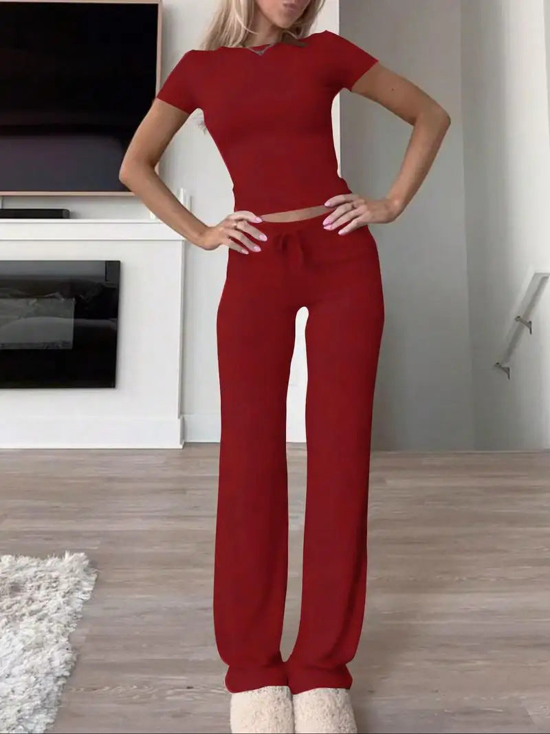 Women's Casual Lounge Set with Fitted Top and Comfortable Pants