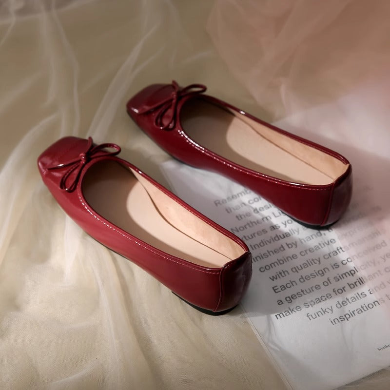 Women's Ballet Flats with Elegant Bow Design and Comfortable Footbed