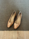 Women's Ballet Flats with Elegant Pointed Design and Comfortable Insole