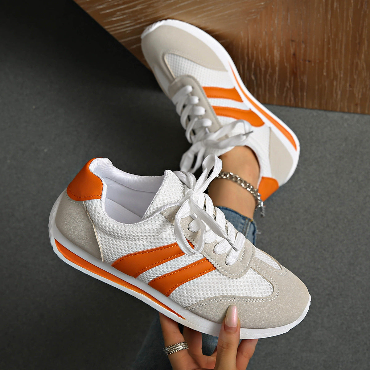 Breathable Women's Casual Sneakers with Innovative Sole