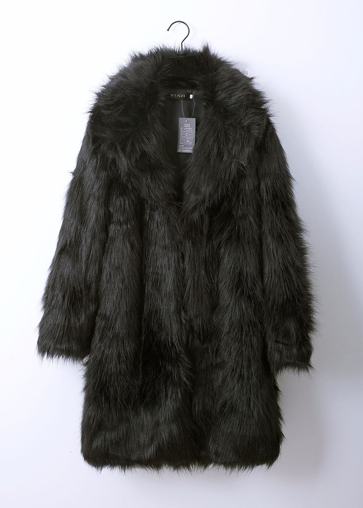 Women's Luxury Faux Fur Coat with Wide Lapel