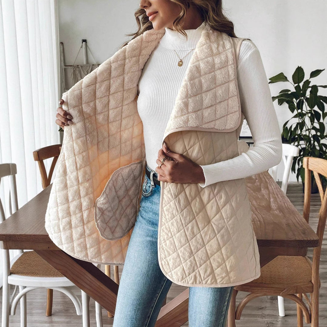 Elegant Quilted Vest with Wide Collar and Pockets