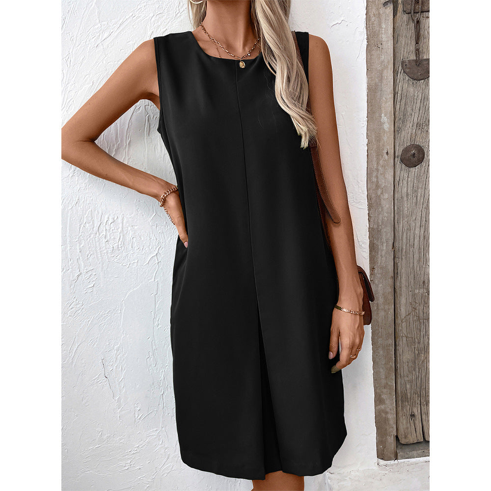 Women's Sleeveless Dress with Practical Side Pockets