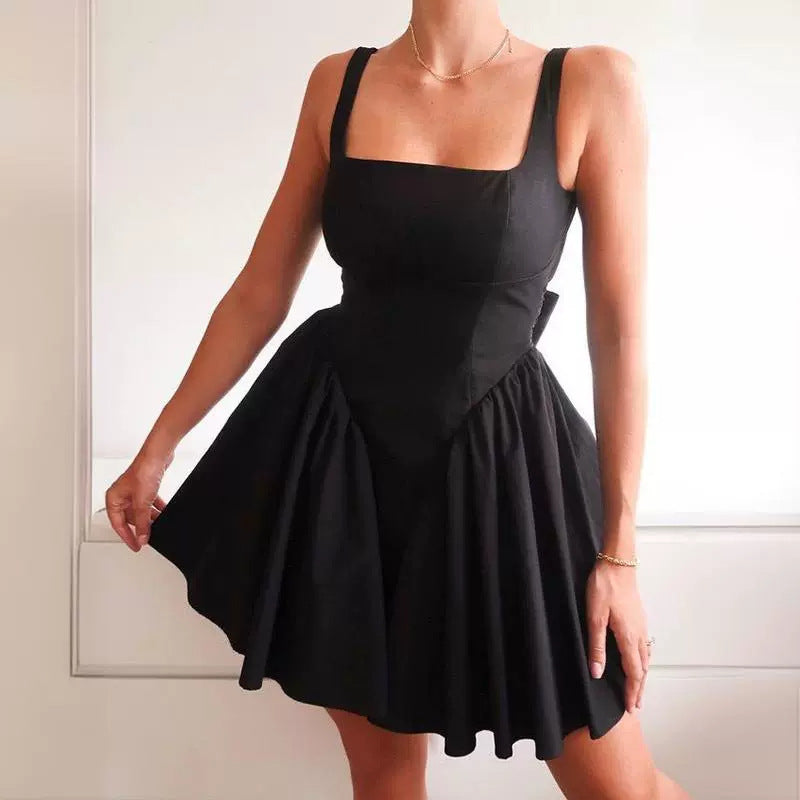 Cocktail Dress with Square Neckline and Voluminous Skirt