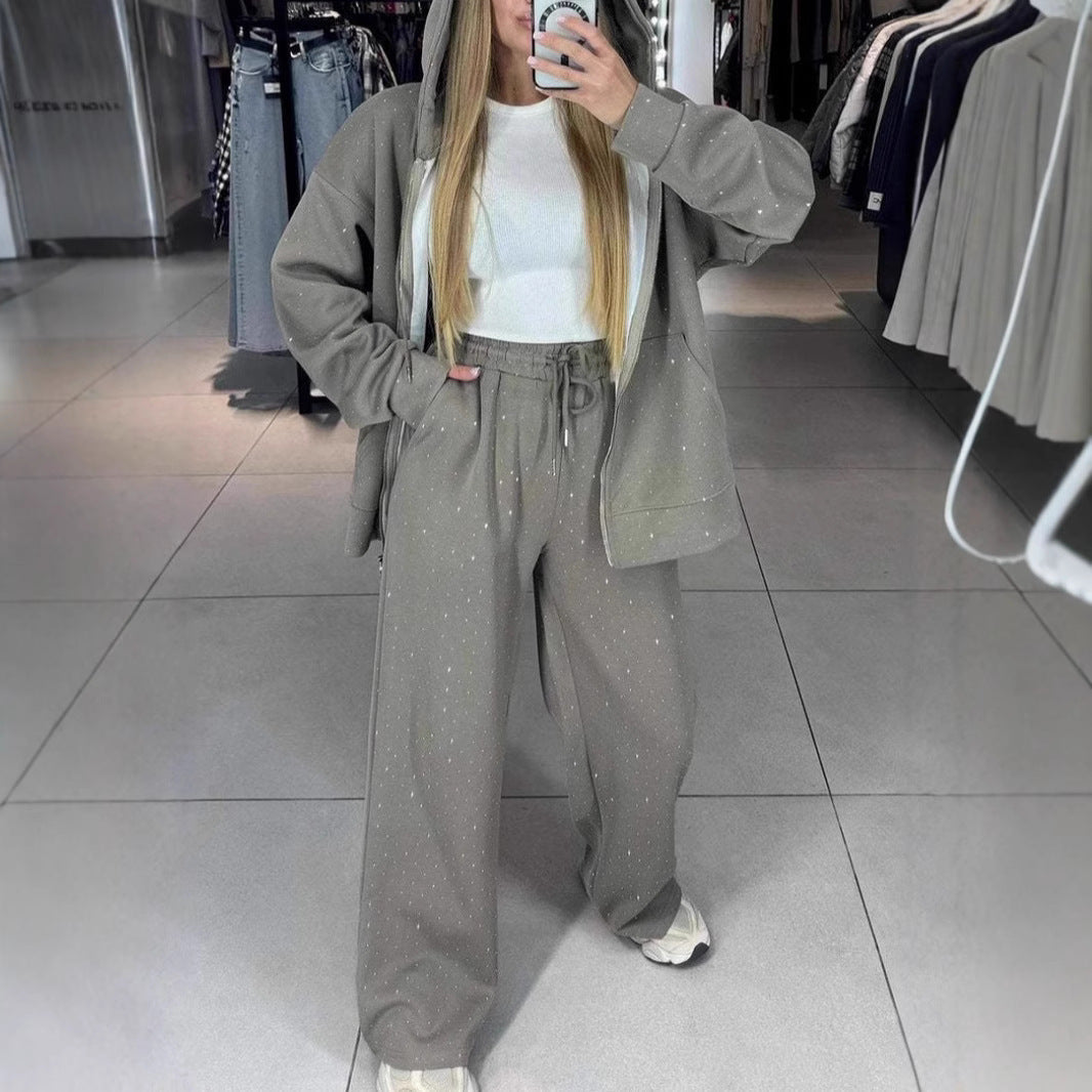 Women's Modern Leisure Suit with Relaxed Fit