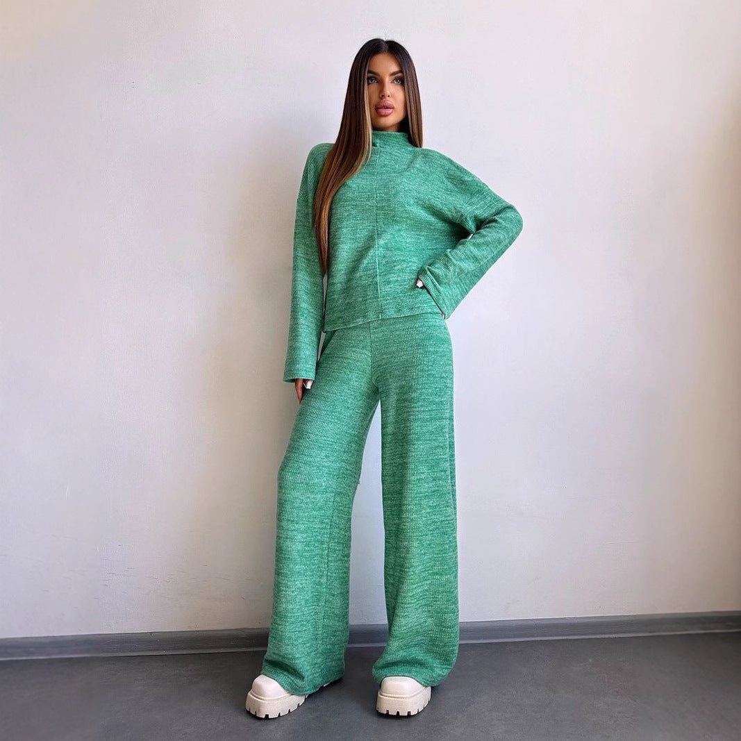 Women Comfortable Sweat Loungewear Suit with Wide Cut and High Sleeves