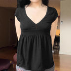 Women's Comfortable Top with V-Neck and Button Details