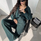 Women's Casual Sweat Set with Elastic Waistband and Modern Zipper
