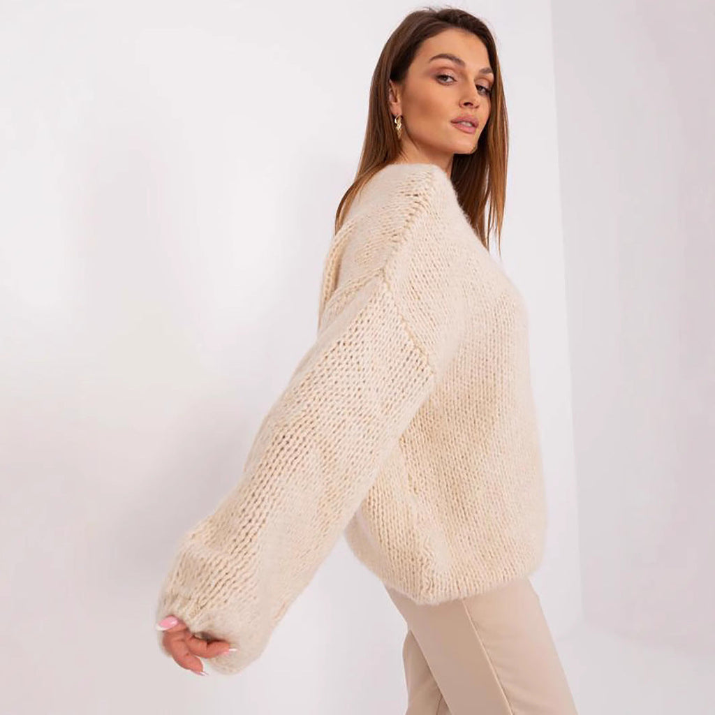 Women's Cozy Oversized Knit Sweater with Voluminous Sleeves
