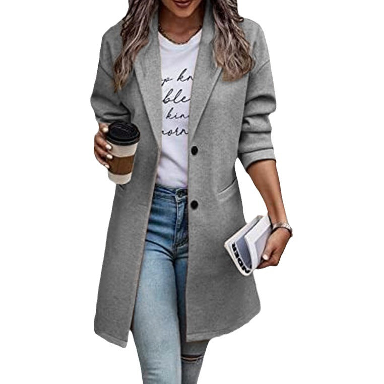 Women's Elegant City Coat with Slim Lapel and Practical Pockets