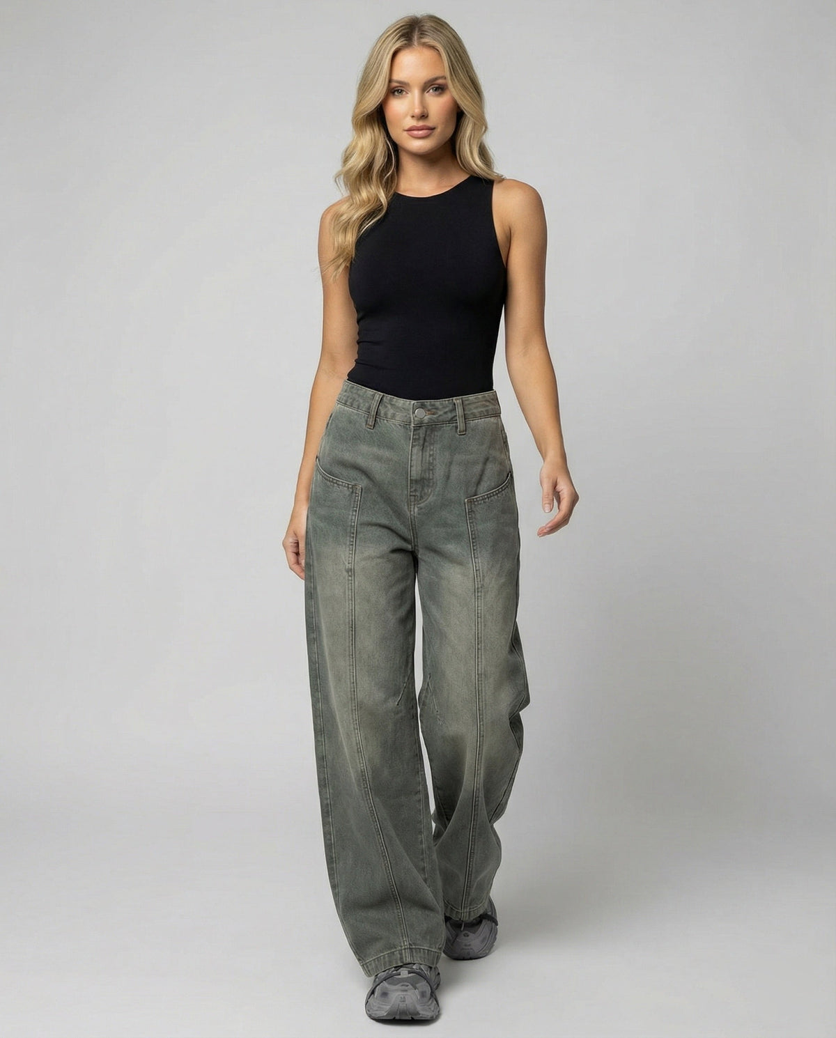Women's High-Waisted Wide-Leg Cargo Pants with Front Pockets and Elastic Hem
