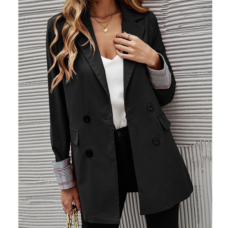 Elegant Double-Breasted Blazer with Plaid Detail