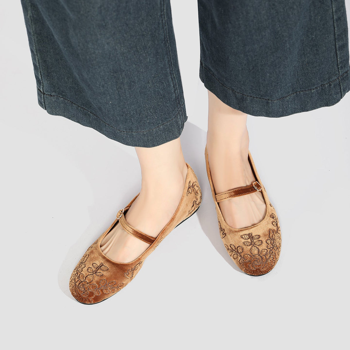 Women's Ballerina Flats with Floral Pattern and Strap Design