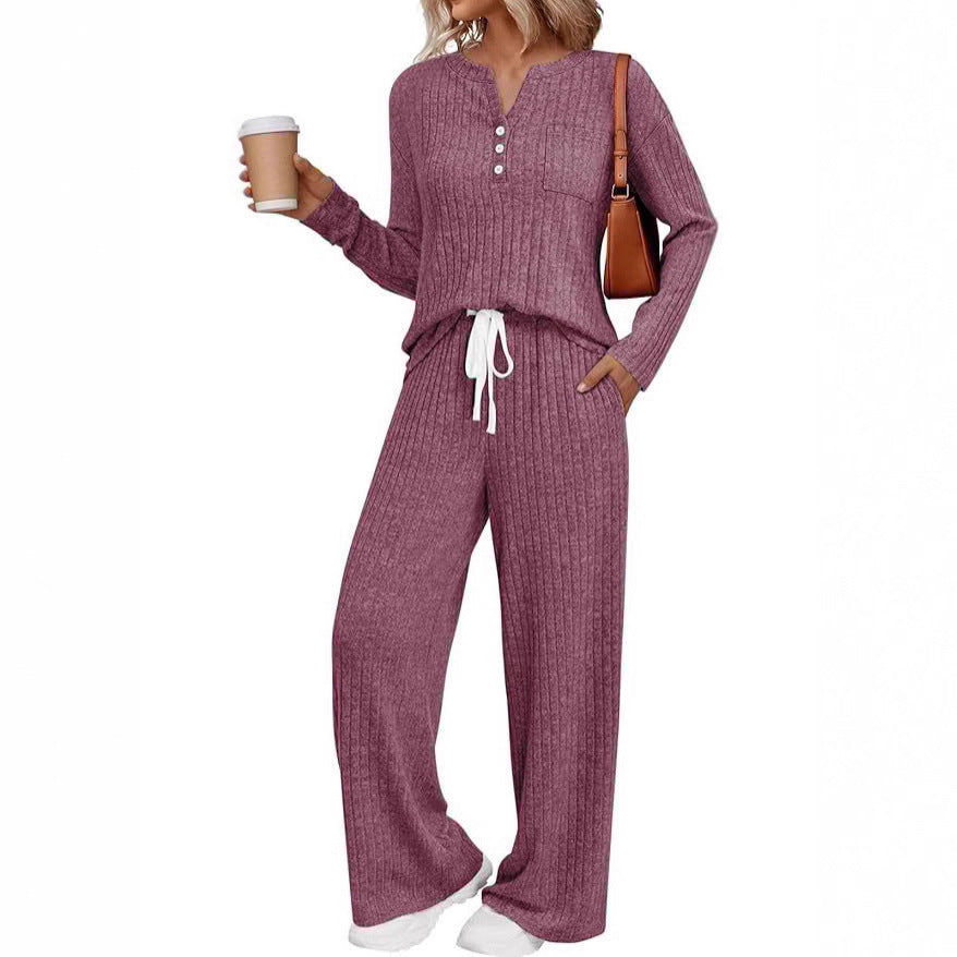 Women's Comfortable Knit Suit with Casual Cut