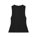 Women's Sleeveless Top with Elegant Cut and Fine Waist