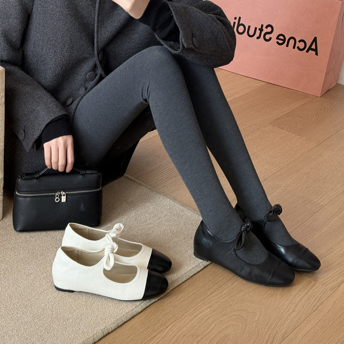 Women's Ballet Flats with Elegant Knot Detail and Premium Leather Surface