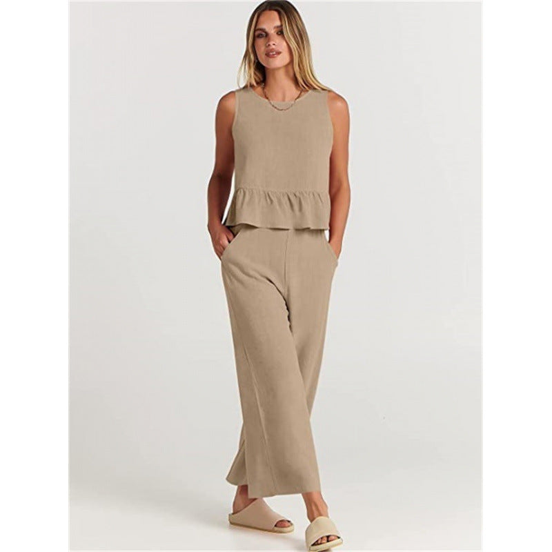 Casual Jumpsuit with Voluminous Bodice and Side Pockets