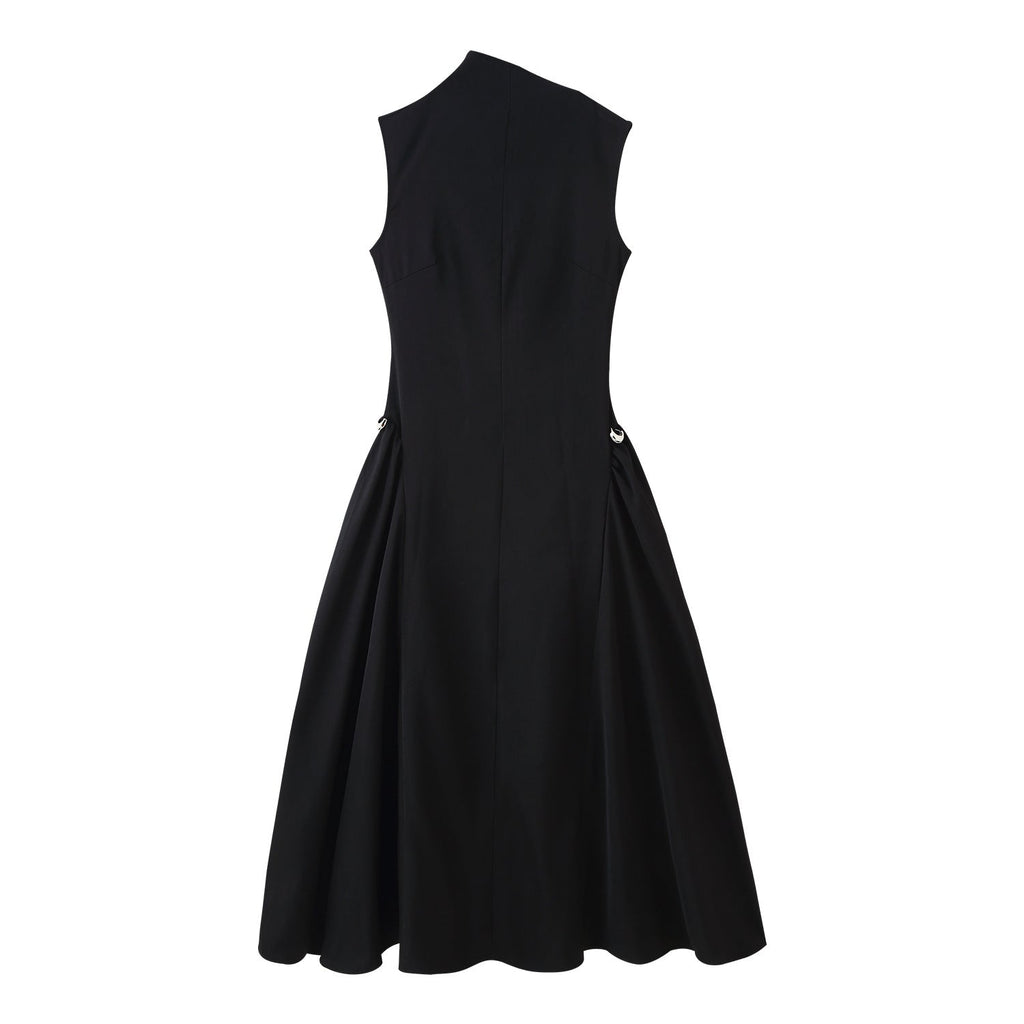 Women's Sleeveless Evening Dress with Asymmetrical Cut and Elegant Drape