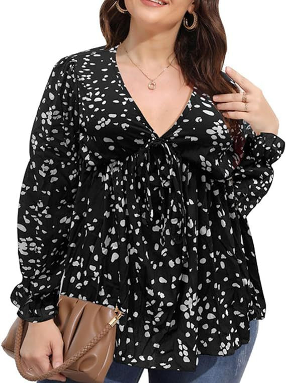 Women's Blouse with Elegant Ruffle Details and Trendy Print