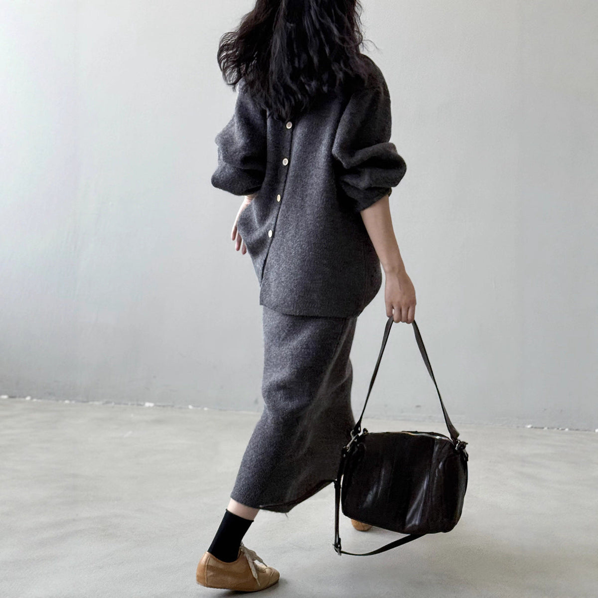 Women's Cozy Knit Set: Oversized Sweater and Midi Skirt