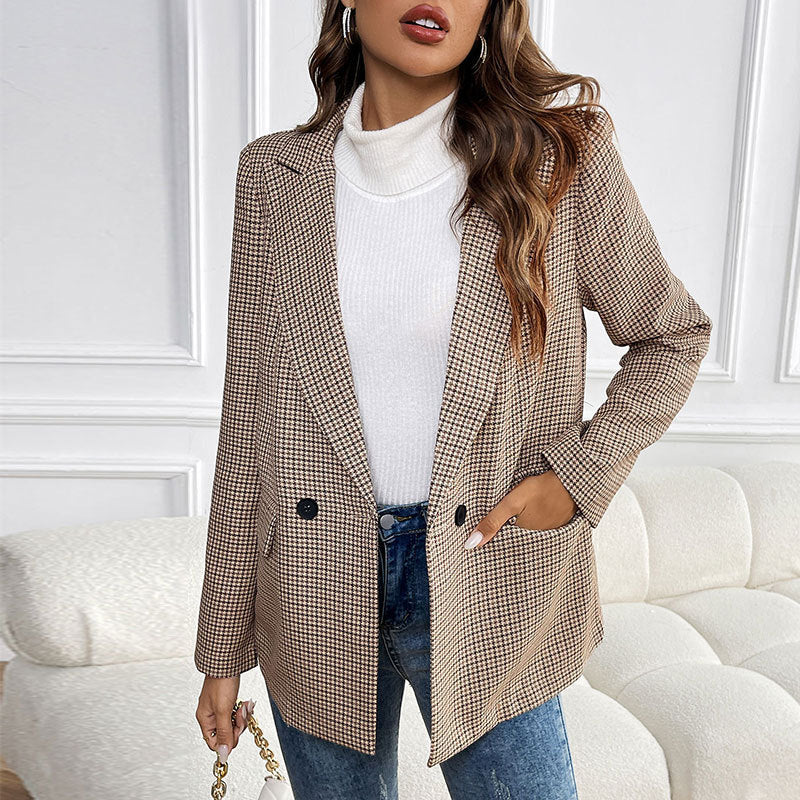 Women's Classic Plaid Blazer with Subtle Cut