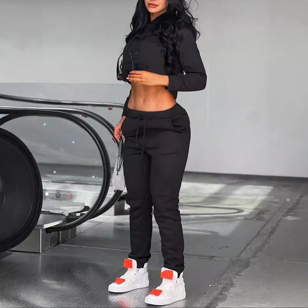 Men's casual jogging suit set with hoodie kangaroo pocket and tapered jogging pants