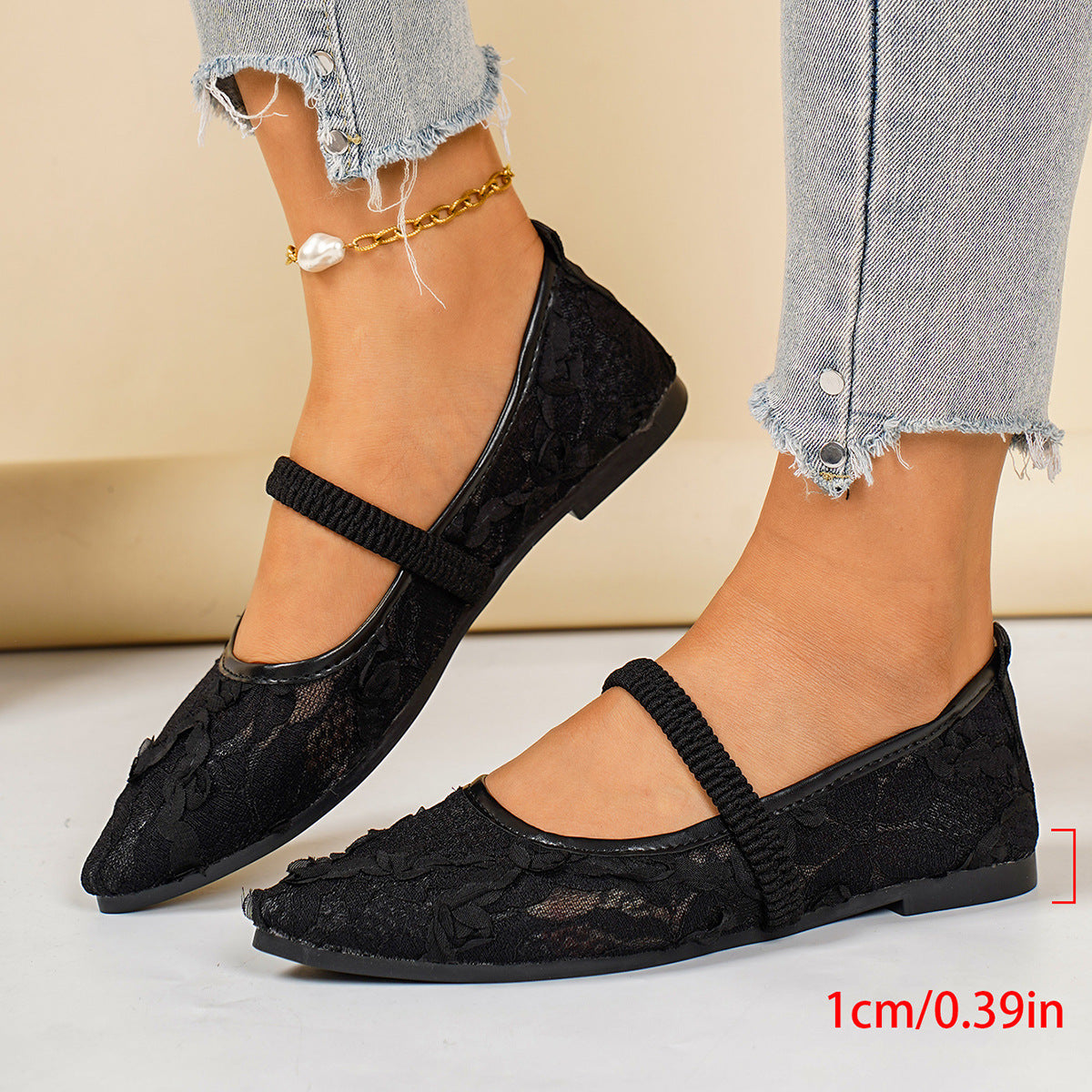 Women's Ballet Flats with Floral Lace Design and Elastic Strap