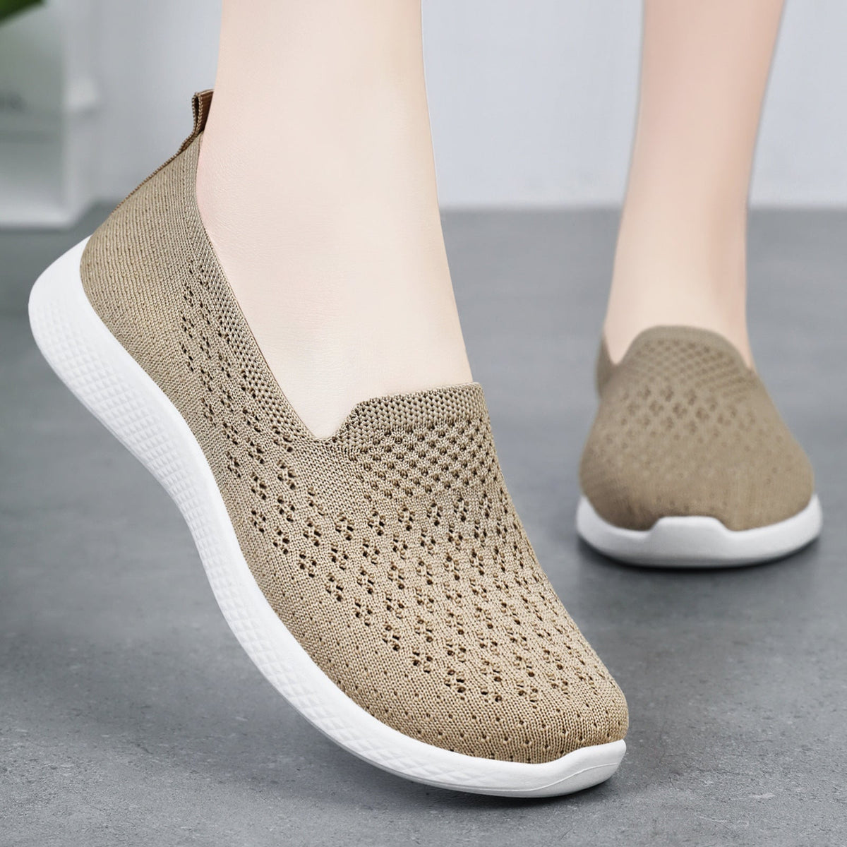 Women's Breathable Slip-On Sneakers with Elastic Knit Upper