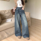 Women's Comfortable High-Waist Wide-Leg Jeans with Button Detail and Modern Pockets