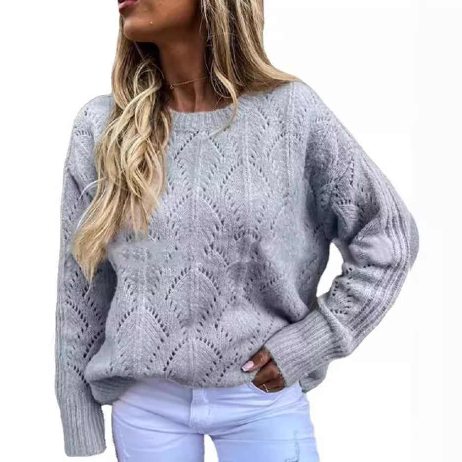 Women's Elegant Knit Sweater with Delicate Pattern