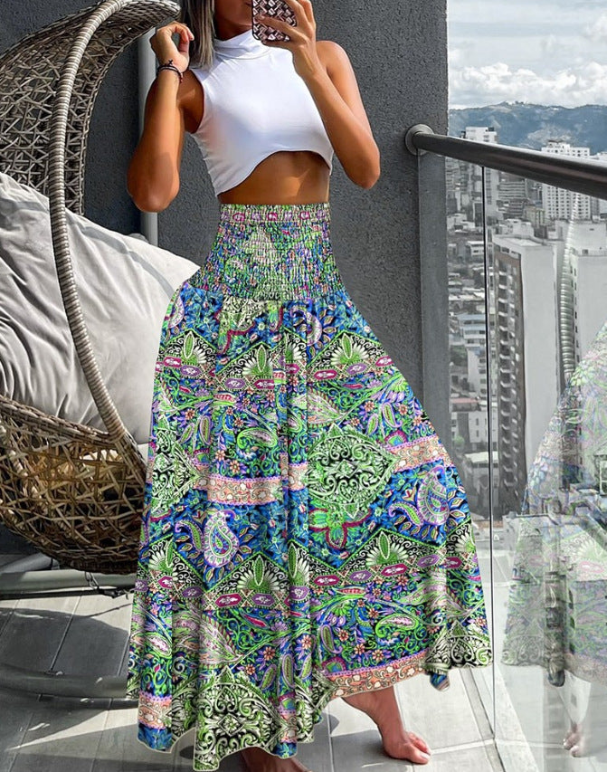 Women's Macro Skirt with Elastic Waist and Colorful Ethnic Pattern
