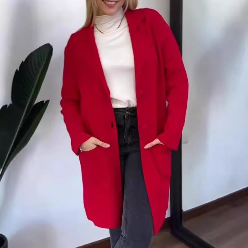 Elegant and Comfortable Transitional Jacket with Practical Pockets
