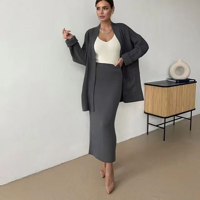 Elegant Knit Set with Back Slits