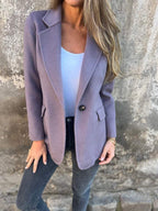 Elegant Wool Jacket with Double Button