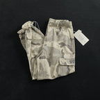 Women's Cargo Pants with Versatile Pockets and Modern Camouflage Design