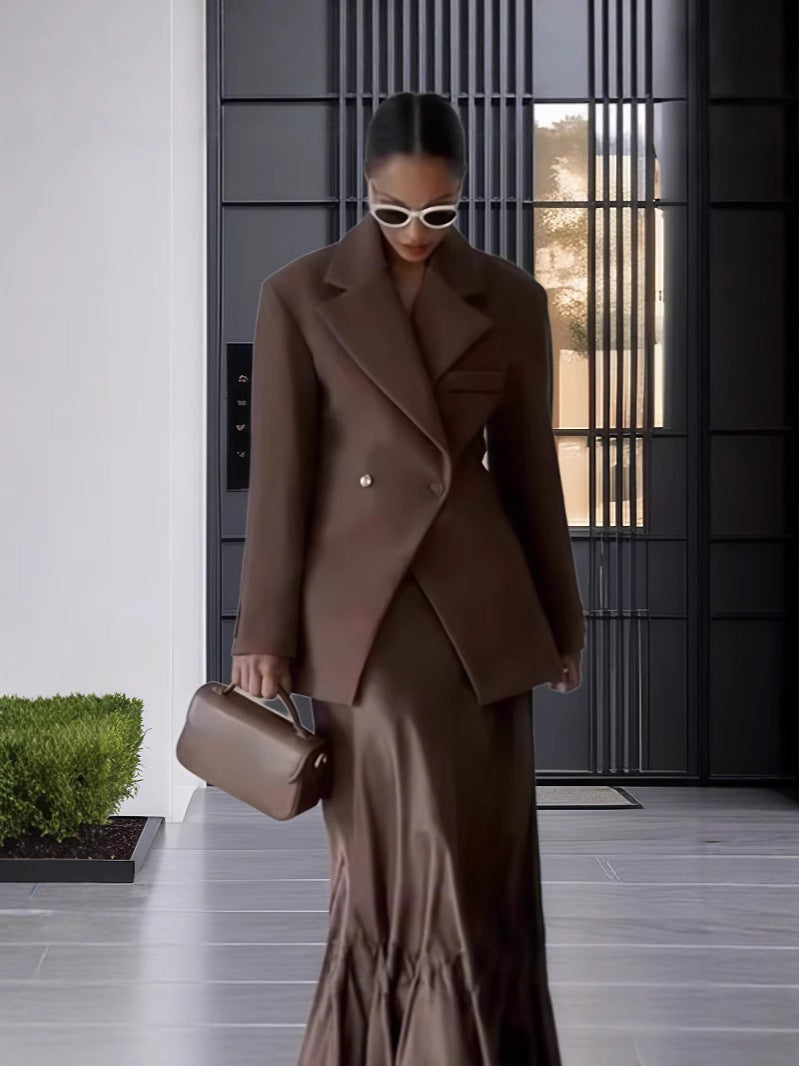 Elegant Double-Breasted Blazer with High Collar