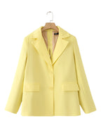 Women's Blazer Jacket with Elegant Cut and Practical Pockets