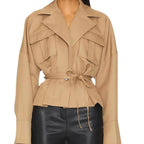 Women's Elegant Jacket with Fitted Silhouette and Pockets