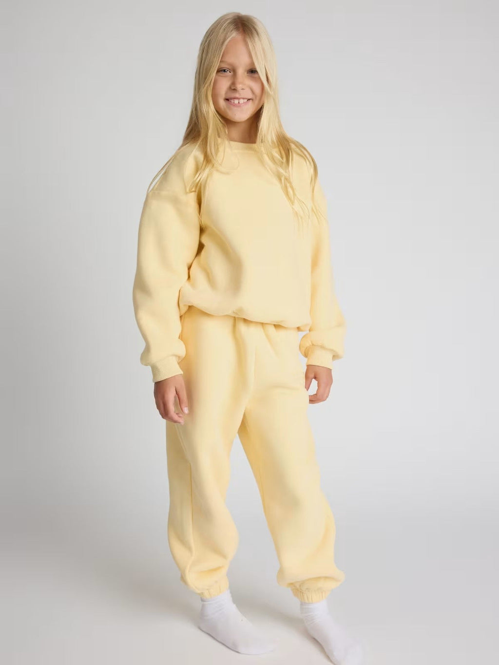 Casual Sweat Set with Voluminous Top and Comfortable Joggers