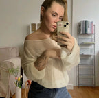 Women's Elegant Fine Knit Sweater with Casual Cut and Crew Neck