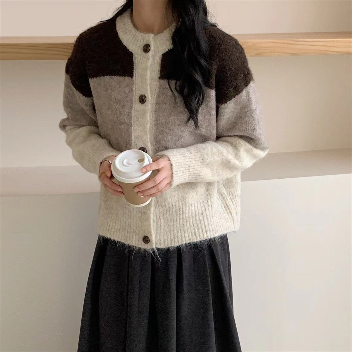 Women's Patterned Cardigan with Button Placket and Dropped Shoulders
