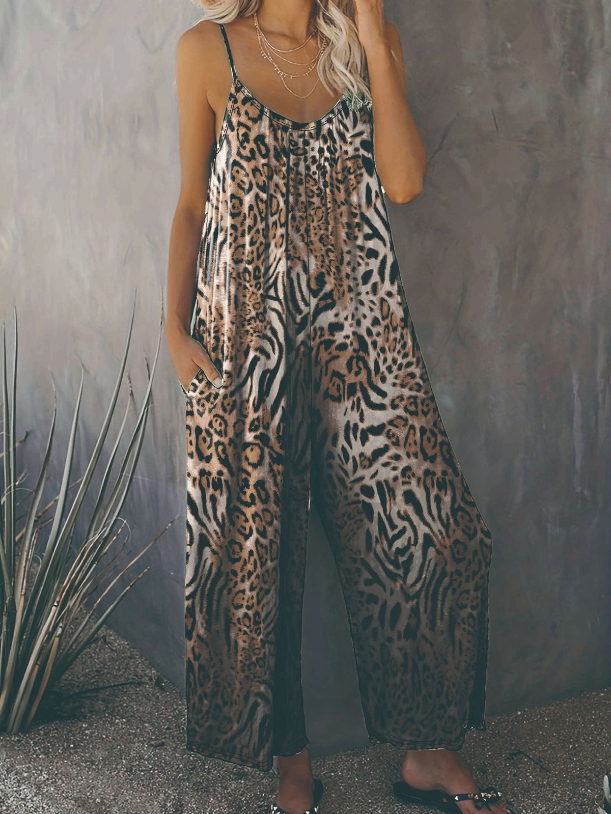 Women's Loose Jumpsuit with Animal Print and Pockets