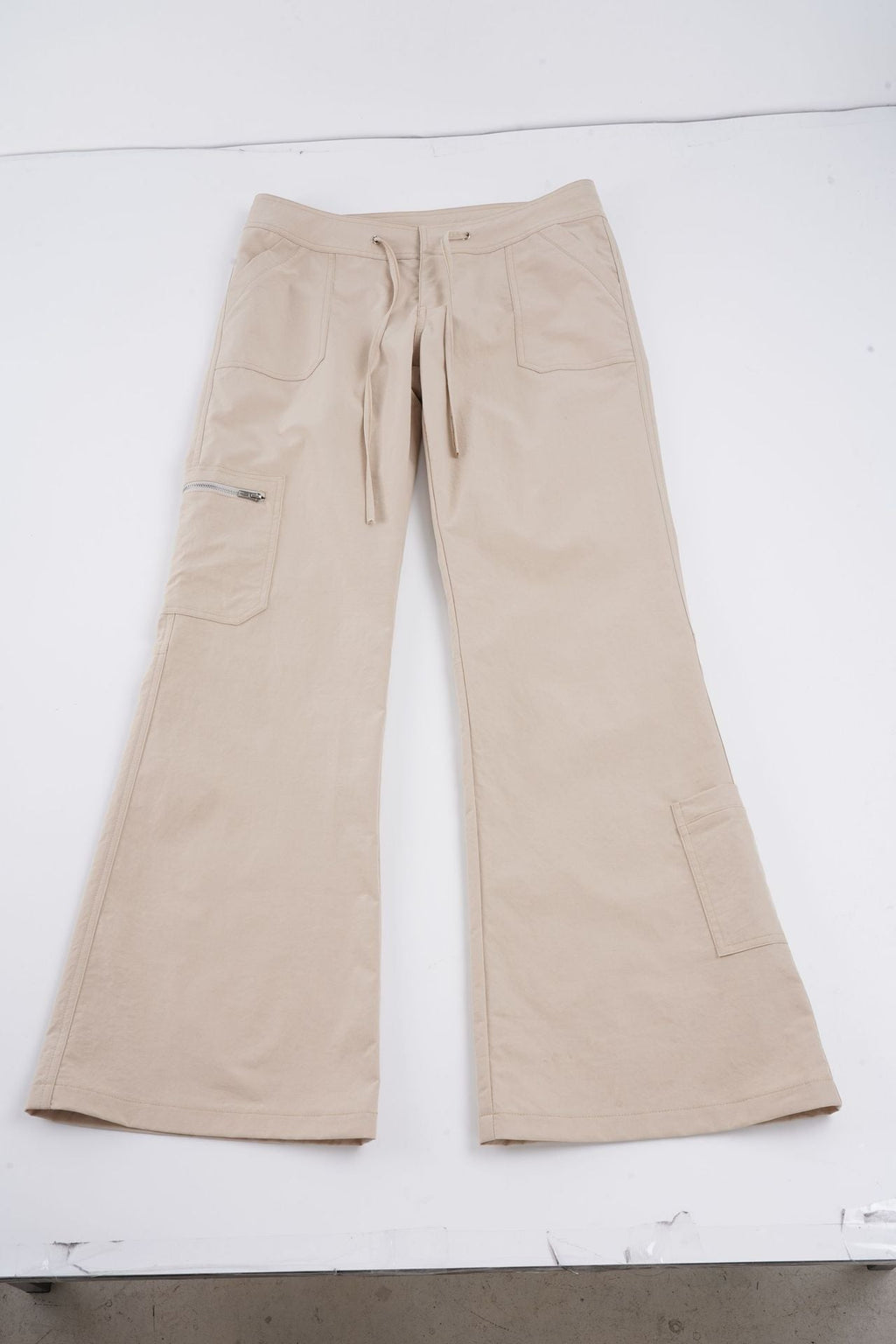 Women's Comfortable Cargo Pants with Elastic Waistband and Practical Side Pockets
