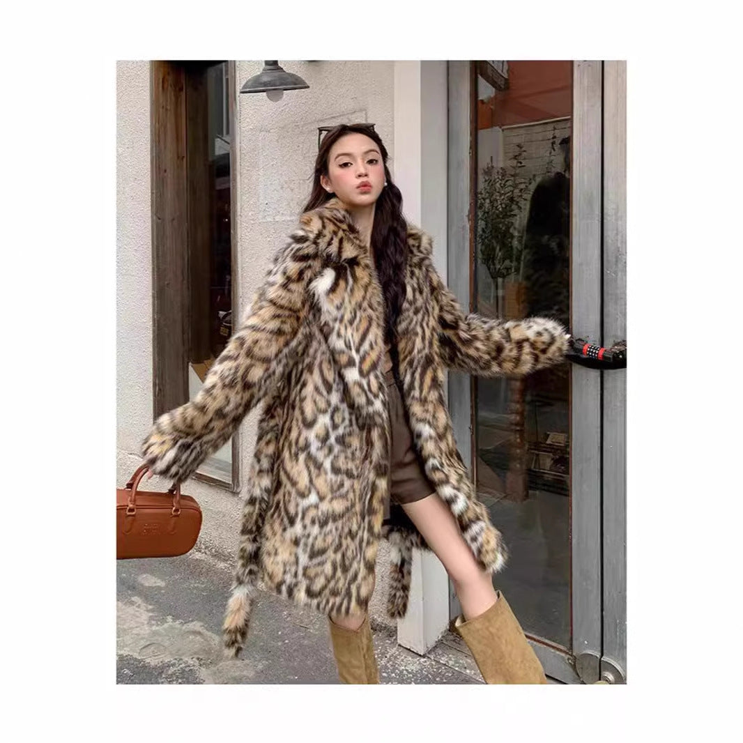 Elegant Faux Fur Jacket with Animal Print